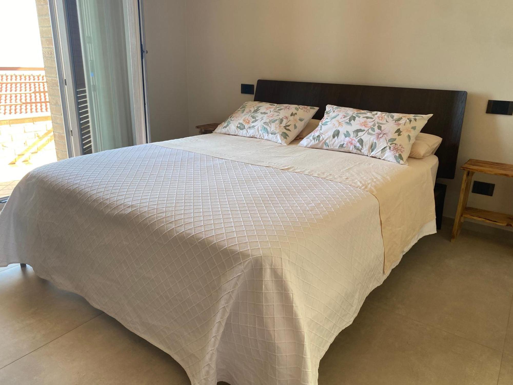 Seta Luxury Appartement Roseto Degli Abruzzi Buitenkant foto