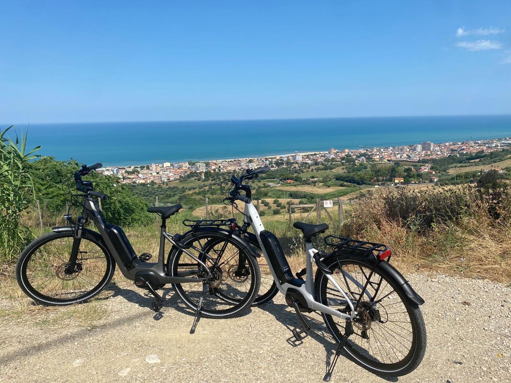 Seta Luxury Appartement Roseto Degli Abruzzi Buitenkant foto