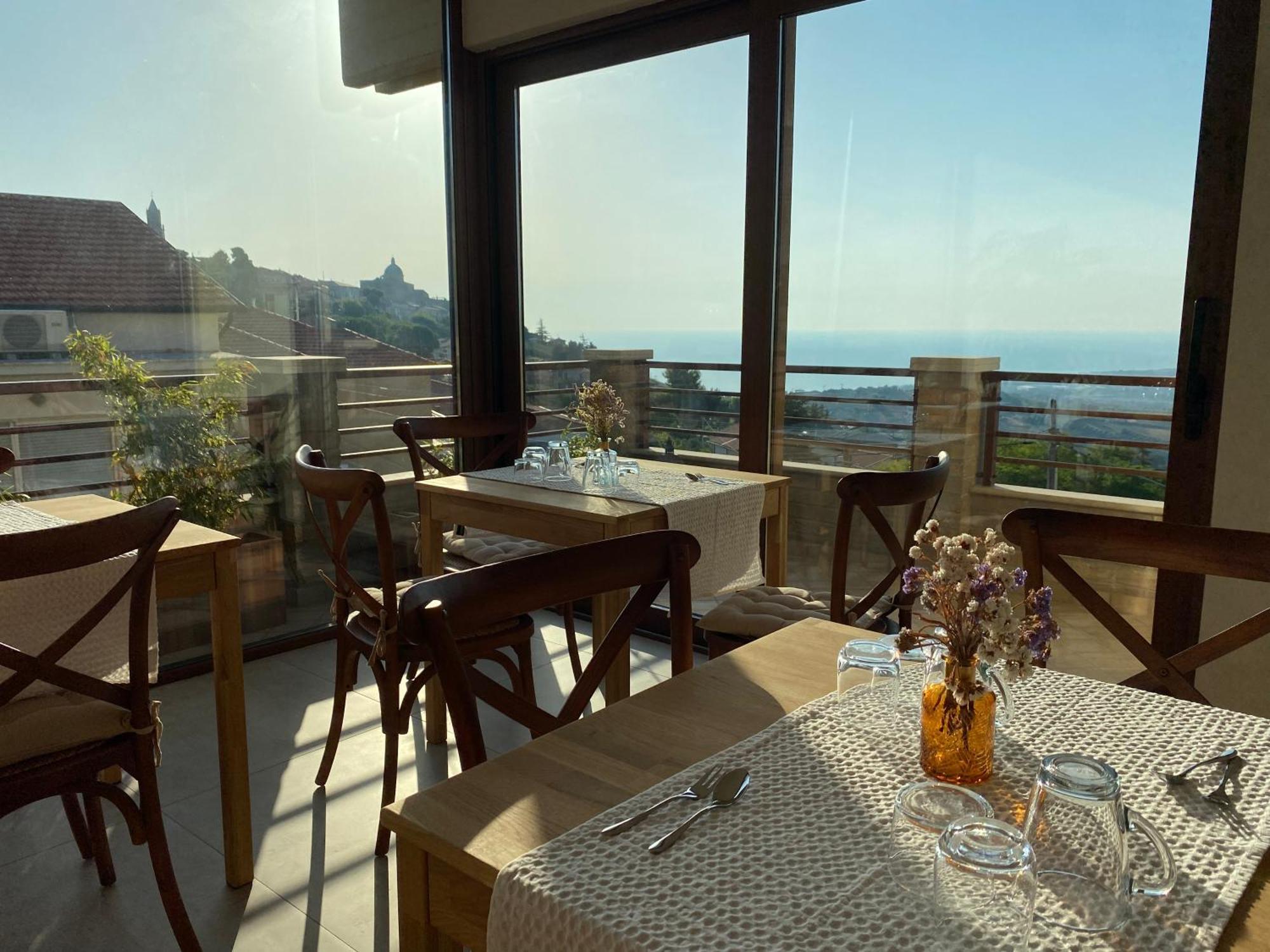 Seta Luxury Appartement Roseto Degli Abruzzi Buitenkant foto