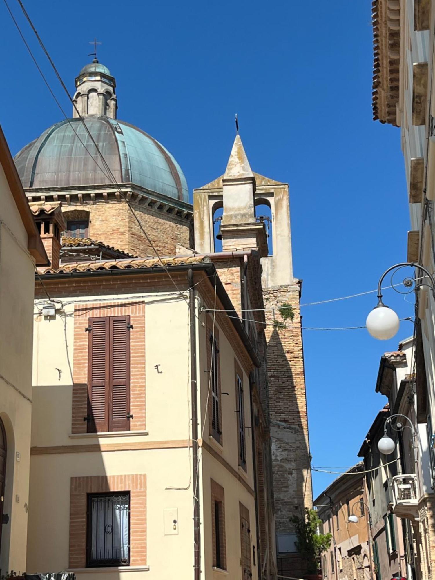 Seta Luxury Appartement Roseto Degli Abruzzi Buitenkant foto