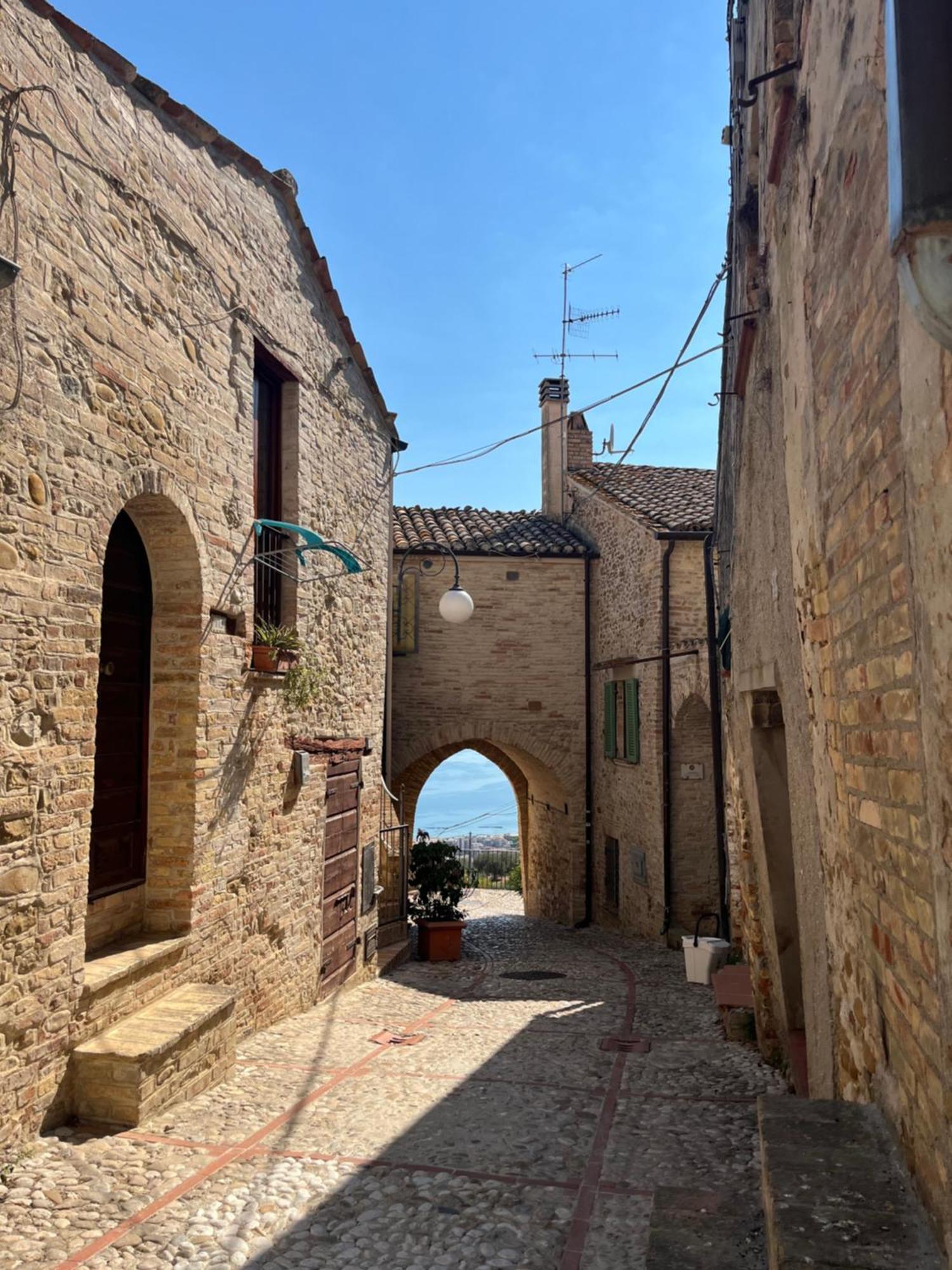 Seta Luxury Appartement Roseto Degli Abruzzi Buitenkant foto